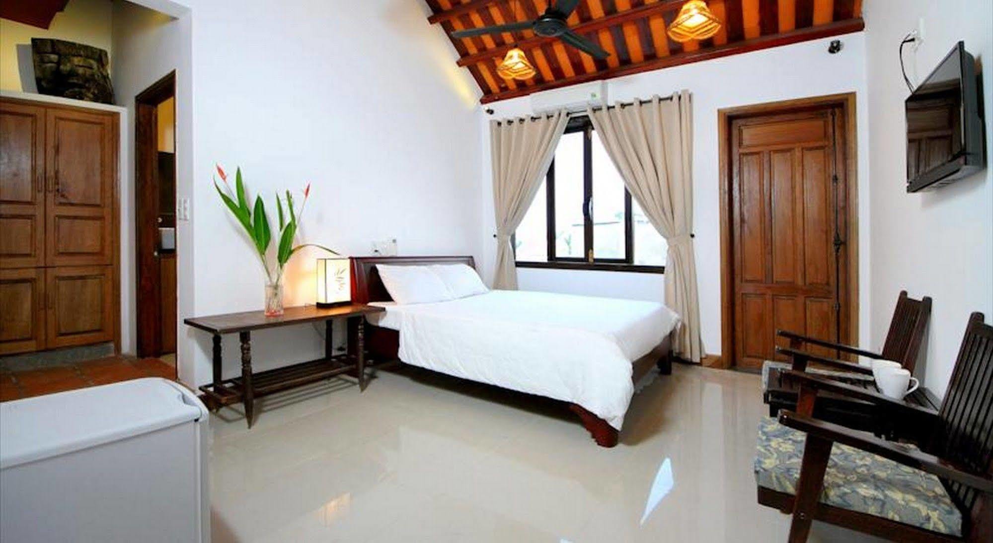 Jackfruit Homestay Хойан Экстерьер фото